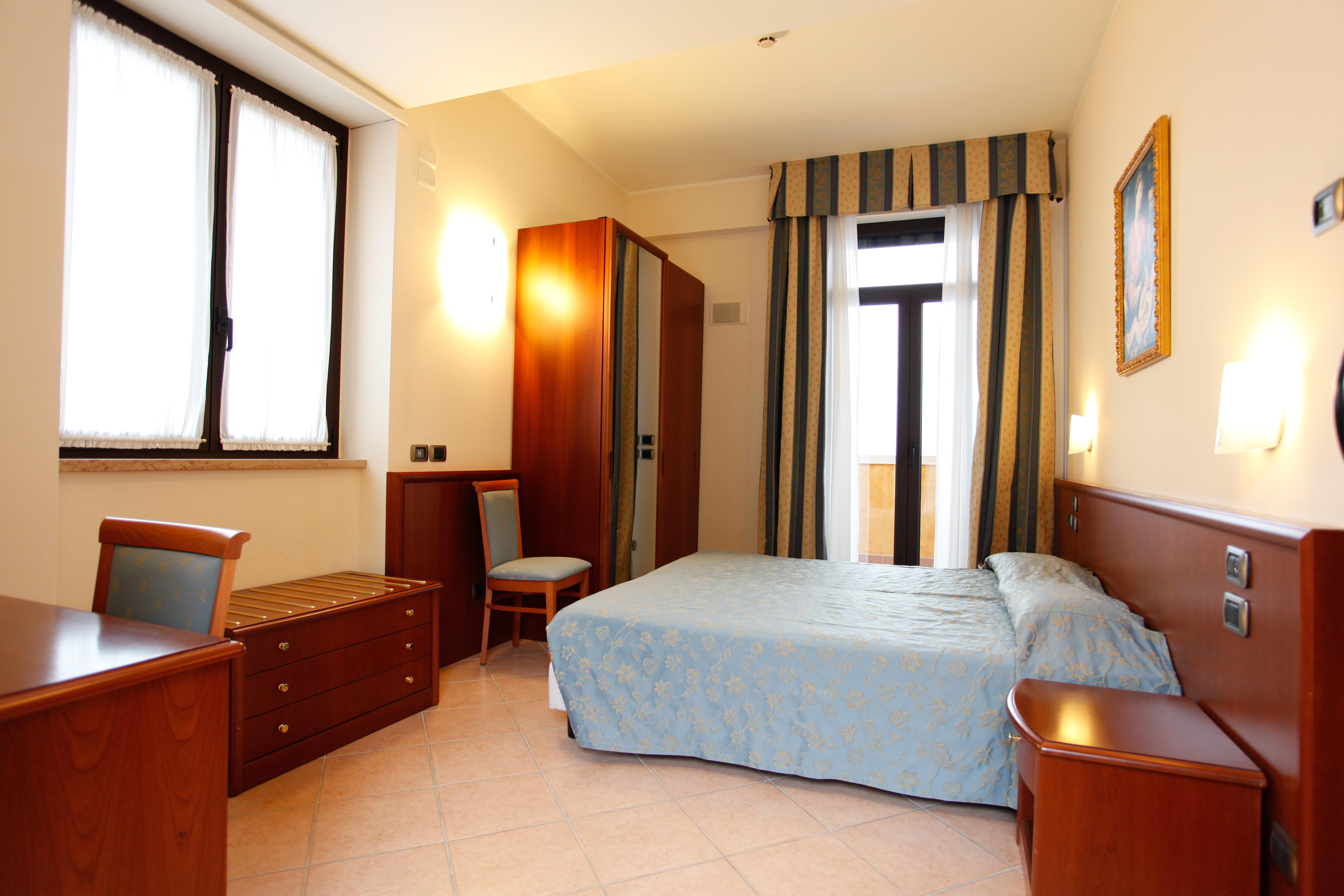 מלון קסטלטו די ברנזונה Garda Family House מראה חיצוני תמונה